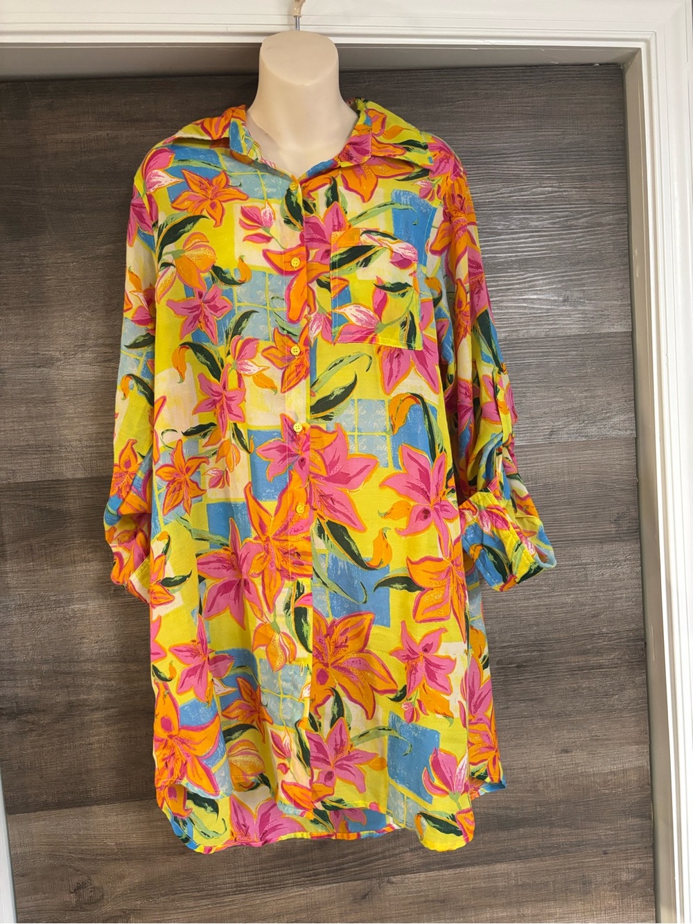 Vibrant Yellow Floral Button-Front Long Sleeve Dress Shirt